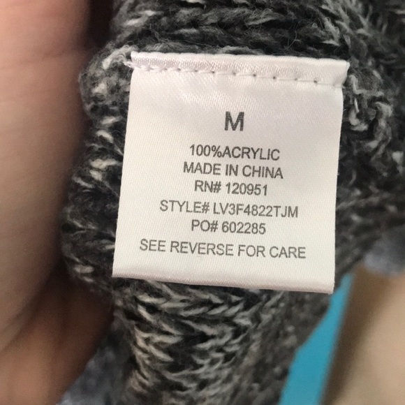 Gray Sweater - Picture 3 of 3